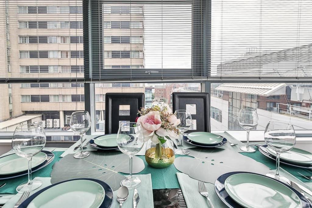 The Exclusive Gem Of Leeds - Sleeps 8 Apartman Kültér fotó