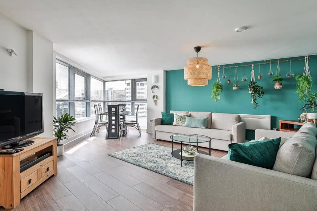 The Exclusive Gem Of Leeds - Sleeps 8 Apartman Kültér fotó